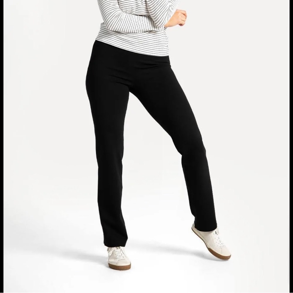 Betabrand Straught-Leg Classic Dress Pant Yoga Pants RARE White